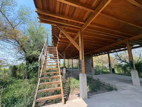 CASA QUINTA AL RIO EN SAUCE VIEJO A TERMINAR
