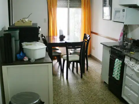 Republica al 6400
