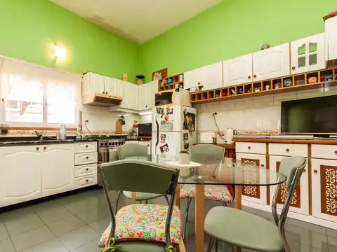Depto Tipo Casa en Venta con 1 cocheras