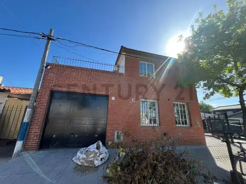 78 esquina 121 , Piso 0