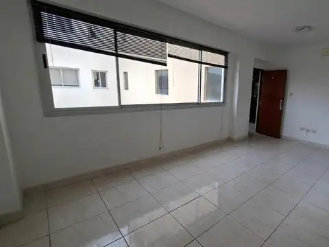 Mitre 1200, Piso 6