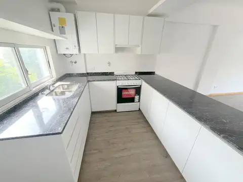 Departamento en Venta en Flores, USD 184.000