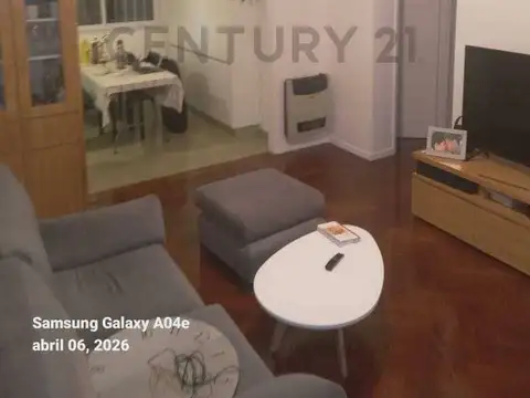 VENTA Departamento 4 Ambientes - Primer Piso - Refaccionado a Nuevo - Barrio Gral. San Martín VILLA