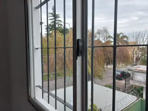 Duplex 3 ambientes en alquiler - Ituzaingó