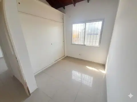 Departamento 5 ambientes con 1 baño