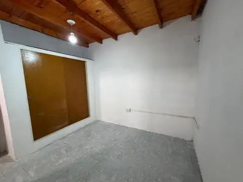 Depto Tipo Casa 3 ambientes con 1 baño