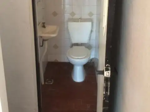 Local en Venta en Barrio España y Hospitales, USD 78.000