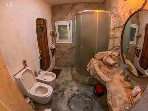 Casa 6 ambientes con 3 baños