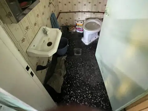 Casa 5 ambientes con 3 baños