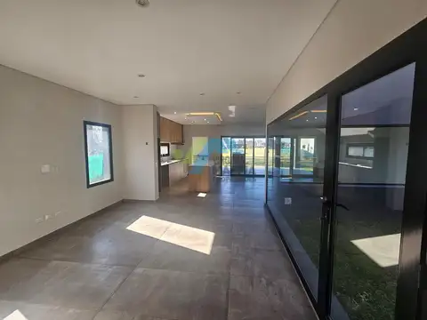 Casa en Venta en Pilar Del Este, Countries y Barrios Cerrados en Pilar
