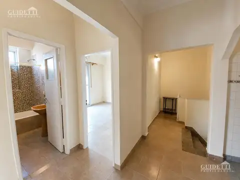 Depto Tipo Casa 2 ambientes con 1 baño