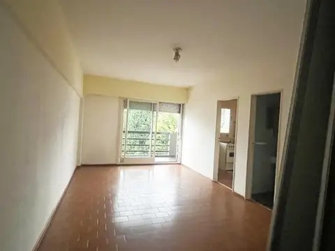 VENTA-DEPARTAMENTO-Monoambiente con balcón-Almagro