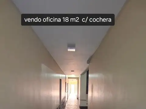 Oficina en Planta Baja con cochera. Centro Salta