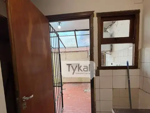 Depto Tipo Casa en Venta 40 años