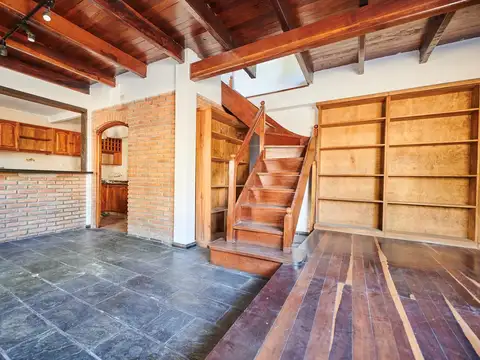 Depto Tipo Casa en Venta en Vicente Lopez, USD 180.000