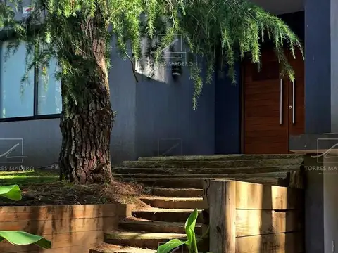 Casa en Venta en Costa Del Este, USD 220.000