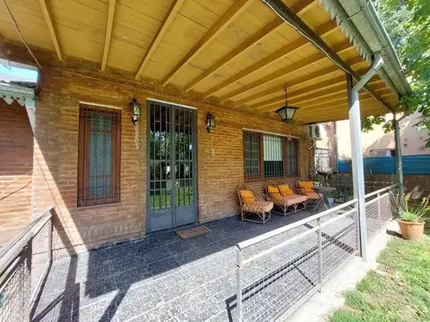 Casa en Venta en Villa Gobernador Udaondo, USD 249.900