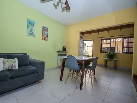 Depto Tipo Casa en Venta en Villa Luzuriaga, USD 95.000