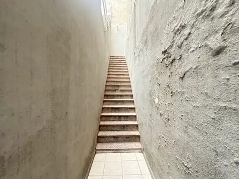 Depto Tipo Casa en Alquiler de 3 ambientes