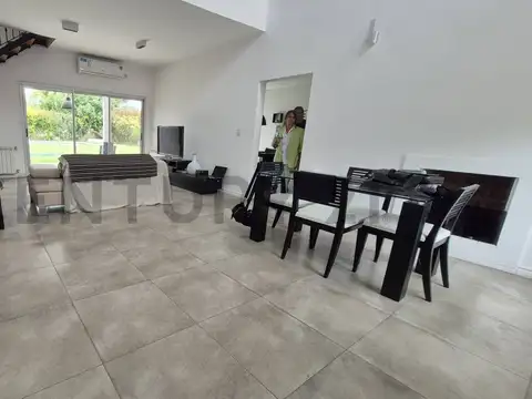 Casa en Venta en Sausalito, USD 229.000