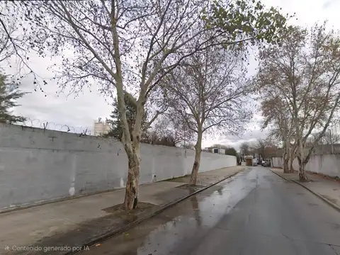 Terreno en Alquiler 83  mts Frente