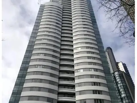 Venta Departamento 3 ambientes dos cocheras 152m2 Alvear Tow