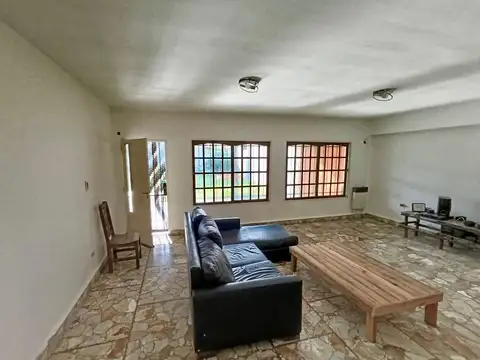 Casa en Venta en Moreno