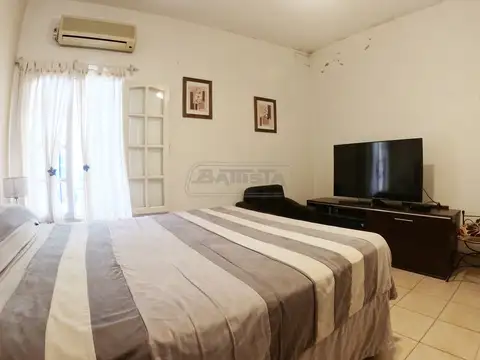 Depto Tipo Casa en Venta 50 años