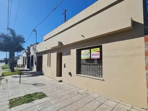 Casa  en Venta en Luján, G.B.A. Zona Oeste, Argentina