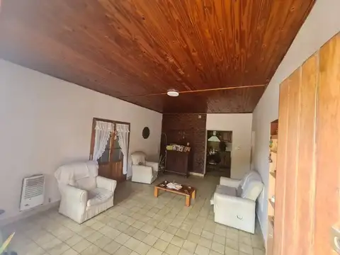 Casa en Venta en Lujan, USD 115.000