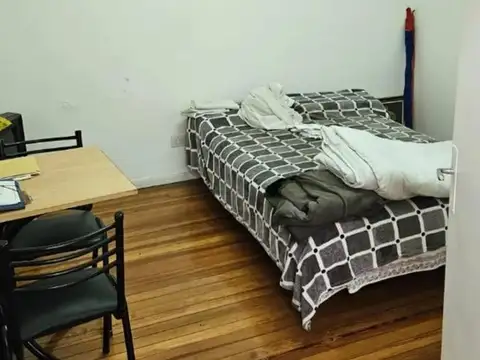 Depto Tipo Casa en Venta 40 años