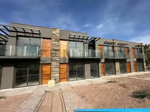 Duplex en venta - barrio dalvian
