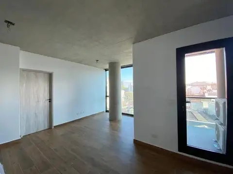 CASEROS 700  7º FRENTE