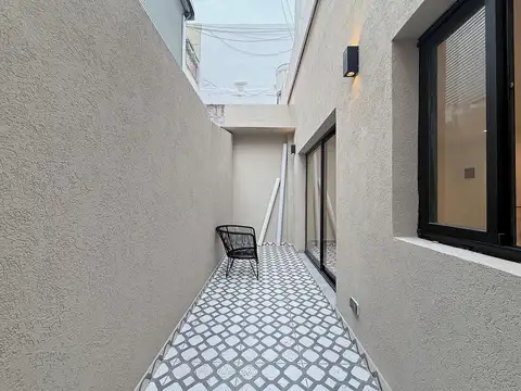 Depto Tipo Casa 3 ambientes con 2 baños