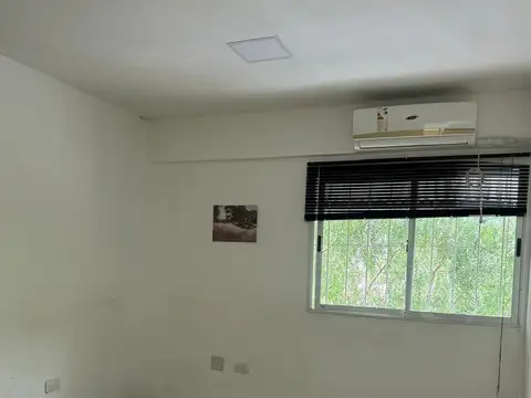 Galpon en Venta en Zona Norte, USD 240.000