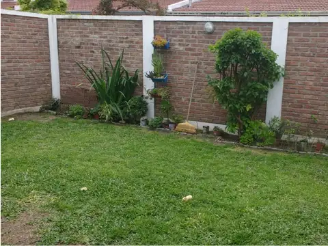 Casa en Venta en Berazategui, USD 96.000