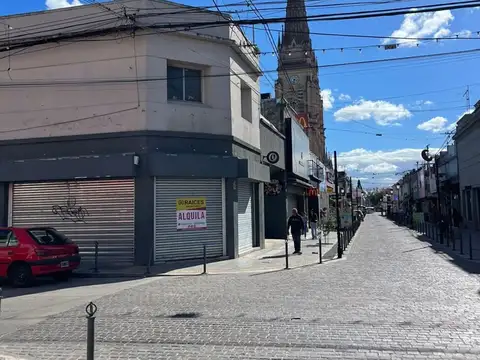 Local en Alquiler en Lujan, USD 5.000