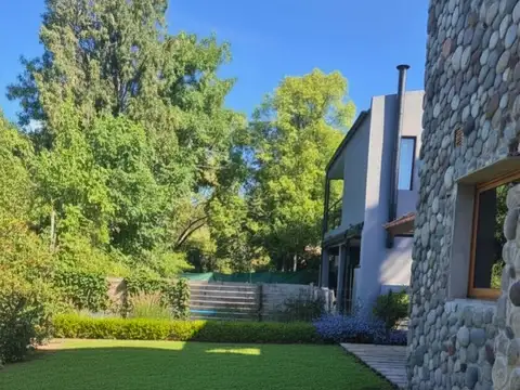 Casa en Venta en El Jaguel, USD 120.000