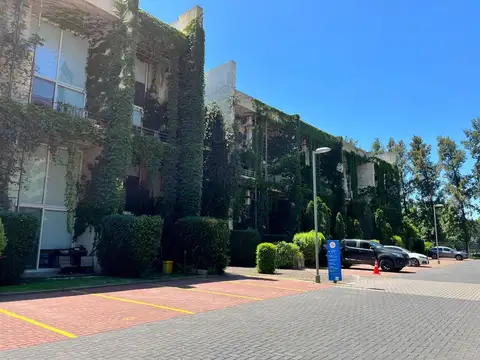Departamento en Alquiler con 1 cocheras