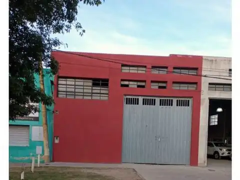Galpon en Alquiler 9  mts Frente