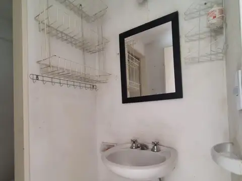 Local en Alquiler en Villa Santa Rita, $ 700.000