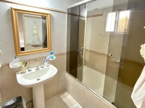 CASA en VENTA en Echeverria del Lago APTO CREDITO - Canning