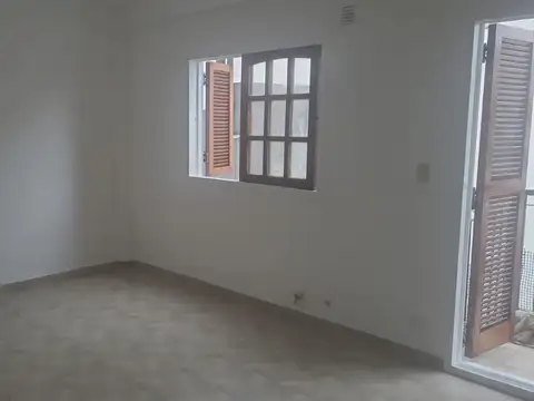 Avenida Juan Bautista Alberdi 3100, Piso 2