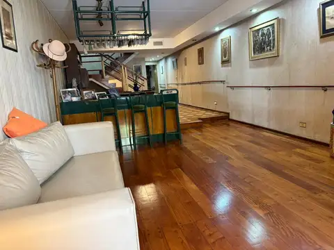 Avenida Teniente General Donato Álvarez 400