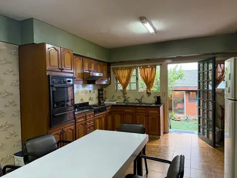 Depto Tipo Casa en Venta con 2 cocheras