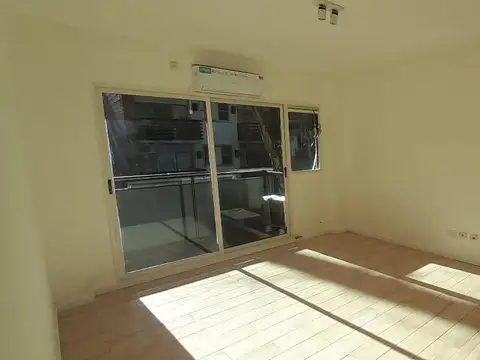 Maure 2200, Piso 3
