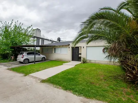 Casa en Venta con 1 cochera
