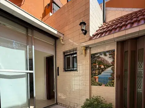Depto Tipo Casa 3 ambientes con 1 baño