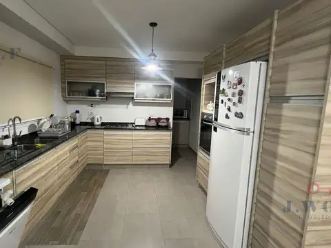 Departamento 4 ambientes con 2 baños