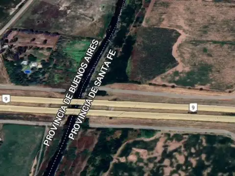 Campo a la Venta Sobre Autopista RN9